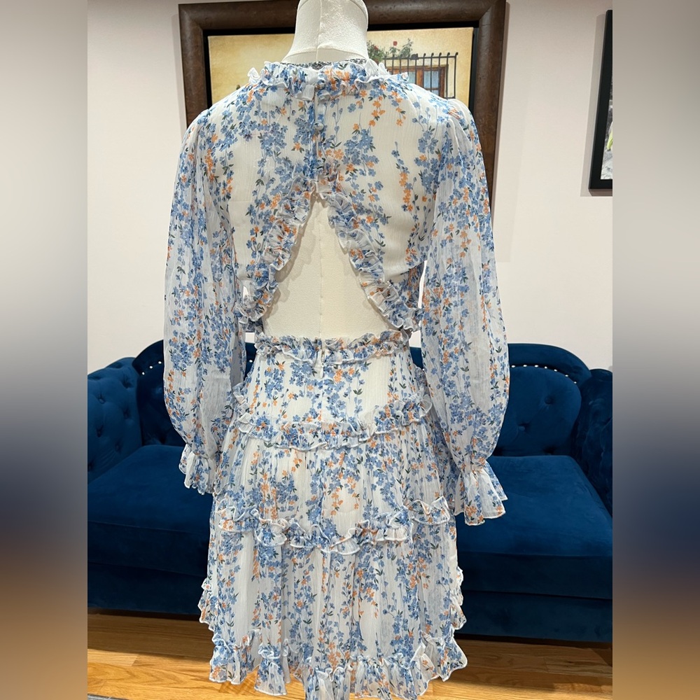 Selfie Leslie Blue and White Floral Long Sleeve Dress - Picture 5 of 6